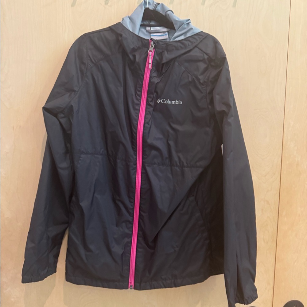Columbia black and Pink Windbreaker